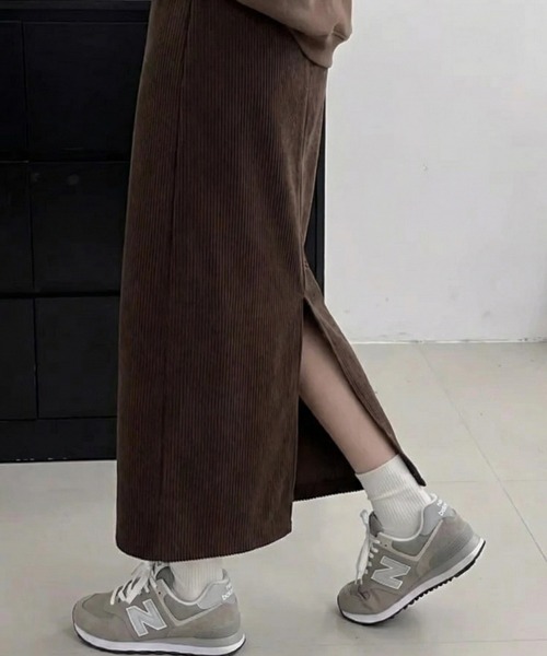 cammie（キャミー）の「コーデユロイミドル丈スカート（スカート・レディース・ダークブラウン/ブラック/グレー・M/L）」の15枚目の写真