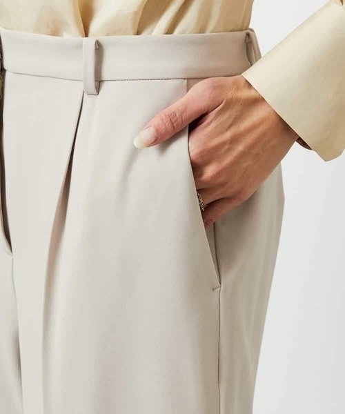 MICHEL KLEIN(ミッシェル・クラン)の「テーパードパンツ(その他パンツ・レディース・ライトグレー/カーキ/ブラック・38)」の9枚目の写真