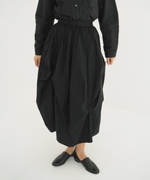 TUCKING VOLUME SKIRT