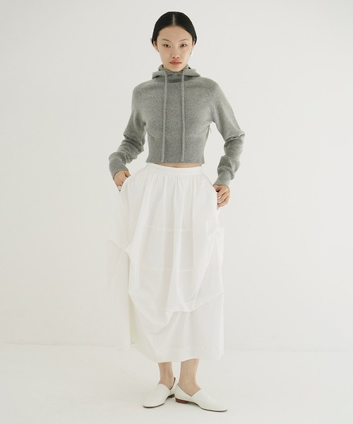 CLANE(クラネ)の「TUCKING VOLUME SKIRT(スカート・レディース・ブラック/ホワイト・1/2/0)」の7枚目の写真
