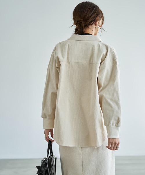 STYLE DELI（スタイルデリ）の「【セットアップ対応】コーデュロイシャツジャケット（シャツ/ブラウス・レディース・アイボリー/ブルー/グリーン・FREE）」の17枚目の写真