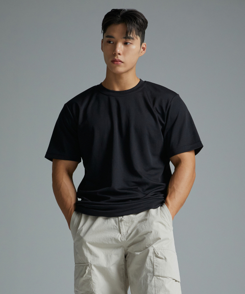 BLACK MONSTER FIT（ブラックモンスターフィット）の「[3PACK]無地クールロン機能性クール半袖Tシャツ3P（Tシャツ/カットソー・レディース・ホワイト/ブラック/ブラックミックス/チャコール・2XL/3XL/SMALL/MEDIUM/LARGE/X-LARGE）」の5枚目の写真
