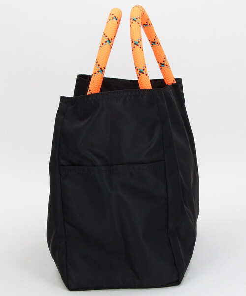 Firsthand（ファーストハンド）の「NOMADIS/ノマディス SAC2 W/16 / リバーシブル ロゴトートバッグ / 26SS-N197-0-（トートバッグ・レディース・ベージュ/ブラック・ONE SIZE）」の7枚目の写真