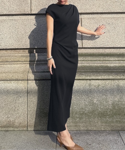 JENNE(ジェンヌ)の「ドレープカットストレッチワンピース(ワンピース・レディース・ブルー/ブラック/ネイビー・SMALL/MEDIUM/LARGE/X-LARGE)」の8枚目の写真