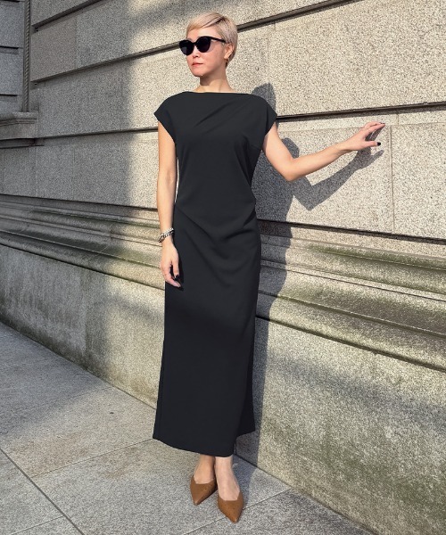 JENNE(ジェンヌ)の「ドレープカットストレッチワンピース(ワンピース・レディース・ブルー/ブラック/ネイビー・SMALL/MEDIUM/LARGE/X-LARGE)」の10枚目の写真