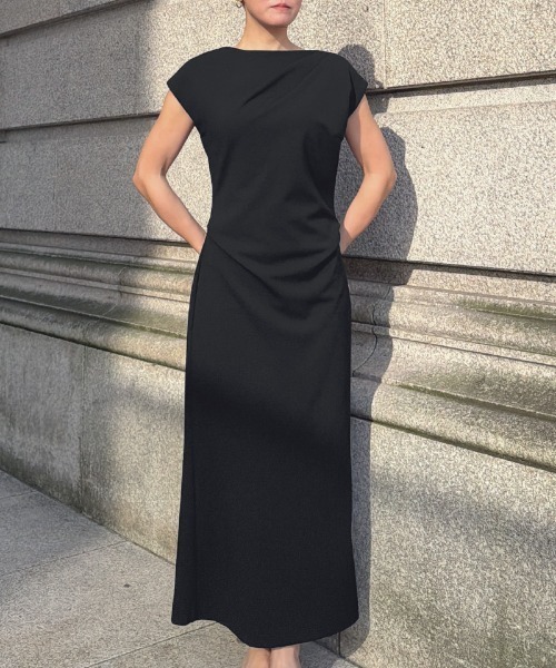 JENNE(ジェンヌ)の「ドレープカットストレッチワンピース(ワンピース・レディース・ブルー/ブラック/ネイビー・SMALL/MEDIUM/LARGE/X-LARGE)」の11枚目の写真