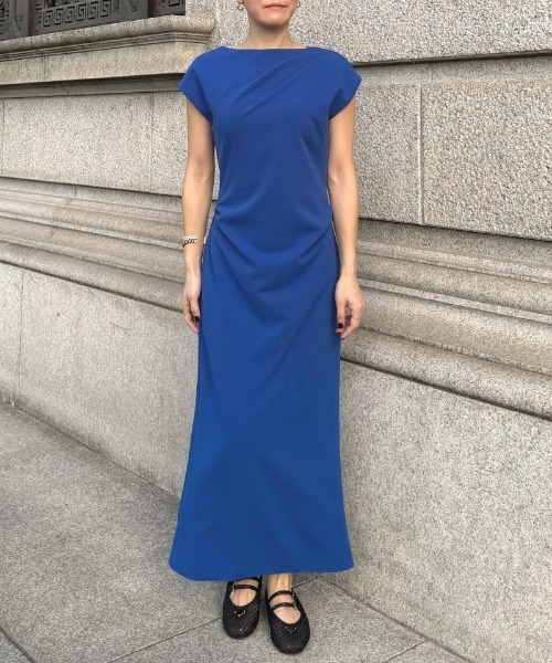 JENNE(ジェンヌ)の「ドレープカットストレッチワンピース(ワンピース・レディース・ブルー/ブラック/ネイビー・SMALL/MEDIUM/LARGE/X-LARGE)」の15枚目の写真
