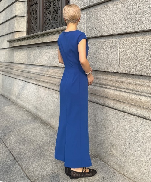 JENNE(ジェンヌ)の「ドレープカットストレッチワンピース(ワンピース・レディース・ブルー/ブラック/ネイビー・SMALL/MEDIUM/LARGE/X-LARGE)」の16枚目の写真