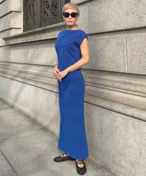 JENNE(ジェンヌ)の「ドレープカットストレッチワンピース(ワンピース・レディース・ブルー/ブラック/ネイビー・SMALL/MEDIUM/LARGE/X-LARGE)」の20枚目の写真