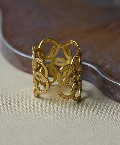 ear PAPILLONNER（イアパピヨネ）の「《金属アレルギー対応/ステンレス》バブルリング（リング・レディース・シルバー/ゴールド・14）」の9枚目の写真