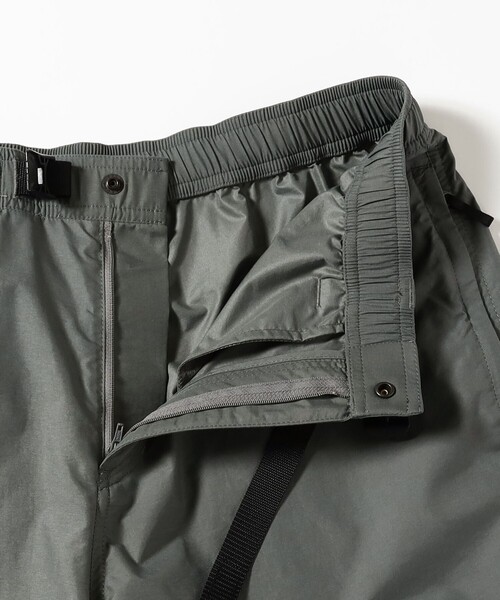 THE NORTH FACE(ザノースフェイス)の「THE NORTH FACE / Nuptse Short(その他パンツ・メンズ・ブラック/グレー・SMALL/X-LARGE/MEDIUM/LARGE)」の13枚目の写真