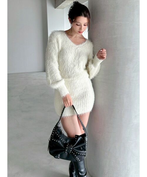 RESEXXY（リゼクシー）の「【追加生産分】シャギーニットワンピース（ワンピース・レディース・ホワイト/ピンク/その他1/ブラック・FREE）」の16枚目の写真