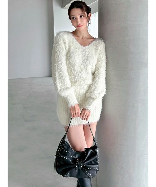 RESEXXY（リゼクシー）の「【追加生産分】シャギーニットワンピース（ワンピース・レディース・ホワイト/ピンク/その他1/ブラック・FREE）」の17枚目の写真