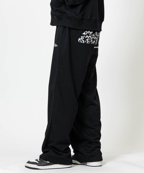 JOHN'S CLOSET（ジョンズクローゼット）の「【13】総柄ロゴ ヒッププリント ワイドパンツ（スウェットパンツ・メンズ・ピンク/ブラック/グレー・MEDIUM/LARGE）」の6枚目の写真