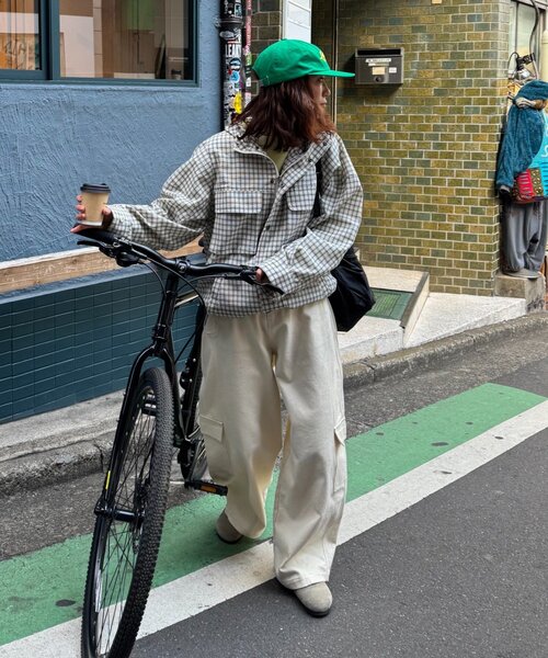 CIAOPANIC TYPY（チャオパニックティピー）の「【UNISEX】チェックフードシャウター（パーカー・メンズ・ネイビー/ホワイト/ブラック・LARGE/MEDIUM）」の21枚目の写真