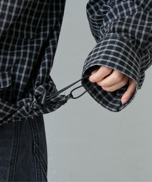 CIAOPANIC TYPY（チャオパニックティピー）の「【UNISEX】チェックフードシャウター（パーカー・メンズ・ネイビー/ホワイト/ブラック・LARGE/MEDIUM）」の8枚目の写真