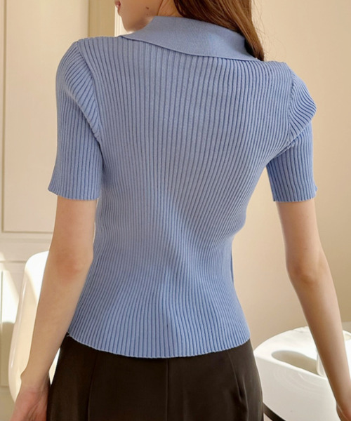 Ada.（エイダ）の「フロントジップ スリムフィット 襟付き リブニット トップス（ポロシャツ・レディース・ブルー/ブラック/オレンジ/ホワイト・FREE）」の18枚目の写真