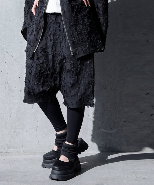 antiqua(アンティカ)の「サルエルシルエット ハーフパンツ(その他パンツ・レディース・ブラック・ONESIZE)」の11枚目の写真