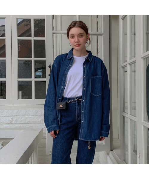 VASCARA(バスカラ)の「One Pocket Oversized-fit Denim Shirt (2colors)(シャツ/ブラウス・レディース・ライトブルー/ダークブルー・FREE)」の2枚目の写真