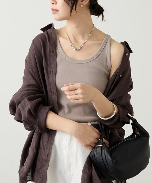 RIVE DROITE（リヴドロワ）の「予約【レイヤードスタイルに◎】ミニマルテレコタンク（タンクトップ・レディース・ベージュ/ホワイト/ブラウン・FREE）」の20枚目の写真