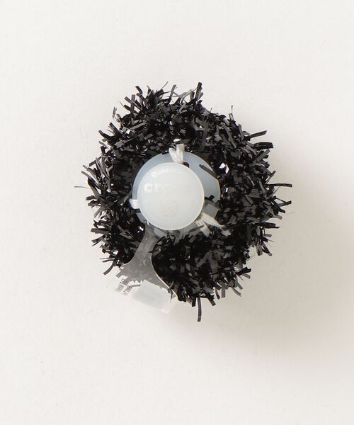 atmos（アトモス）の「crocs Black Tinsel Pom / クロックス ブラックタッセルポン（シューズアクセサリー・レディース・マルチ・FREE）」の2枚目の写真