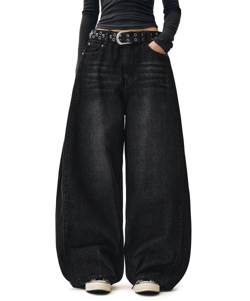 DECET WOMEN(デケット ウーマン)の「Side Pin Tuck Barrel Jeans DCWPT019BLACK(デニムパンツ・レディース・その他・X-SMALL/SMALL/MEDIUM/LARGE)」の3枚目の写真