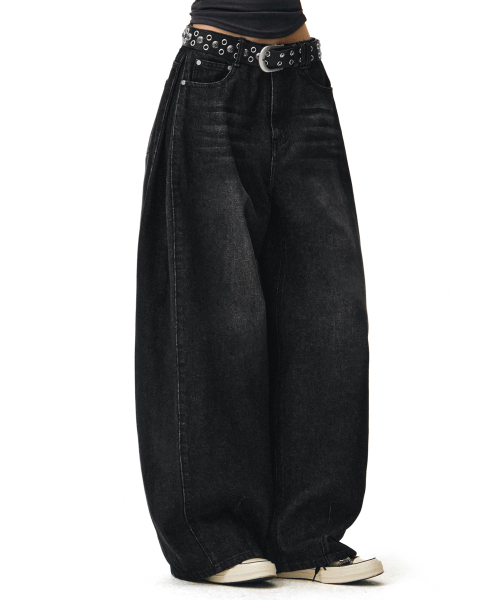DECET WOMEN(デケット ウーマン)の「Side Pin Tuck Barrel Jeans DCWPT019BLACK(デニムパンツ・レディース・その他・X-SMALL/SMALL/MEDIUM/LARGE)」の9枚目の写真