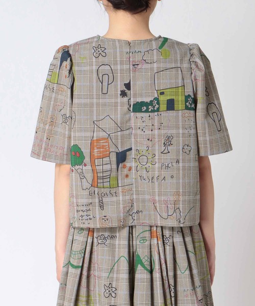 Cepica（セピカ）の「落書きプリントチェックパフスリーブトップス（Tシャツ/カットソー・レディース・ベージュ・FREE）」の4枚目の写真