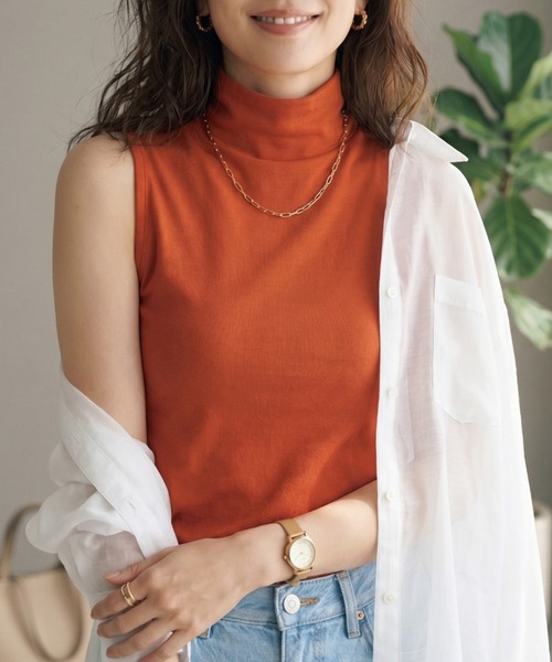 Belta attrice（ベルタアトリーチェ）の「【重ね着インナーに！接触冷感】ボトルネック ハイツイストコットン 薄手インナー ノースリーブ レイヤード/袖なし（タンクトップ・レディース・カーキ/ブラック/ダークオレンジ/ロイヤルブルー/ライトグレー・FREE/M～Ｌ）」の5枚目の写真