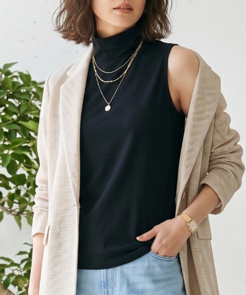 Belta attrice（ベルタアトリーチェ）の「【重ね着インナーに！接触冷感】ボトルネック ハイツイストコットン 薄手インナー ノースリーブ レイヤード/袖なし（タンクトップ・レディース・カーキ/ブラック/ダークオレンジ/ロイヤルブルー/ライトグレー・FREE/M～Ｌ）」の2枚目の写真