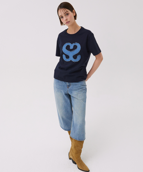 AWESOME STUDIO(オーサムスタジオ)の「ニューシンボルデニムパッチ半袖Tシャツネイビー(Tシャツ/カットソー・レディース・ネイビー・FREE)」の3枚目の写真