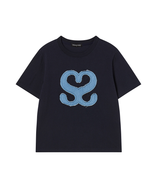 AWESOME STUDIO(オーサムスタジオ)の「ニューシンボルデニムパッチ半袖Tシャツネイビー(Tシャツ/カットソー・レディース・ネイビー・FREE)」の6枚目の写真