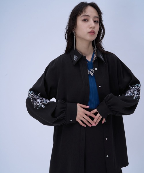 HARE（ハレ）の「トロミシシュウシャツ(HARE)（シャツ/ブラウス・レディース・ブラック/ホワイト/ピンク・FREE）」の3枚目の写真