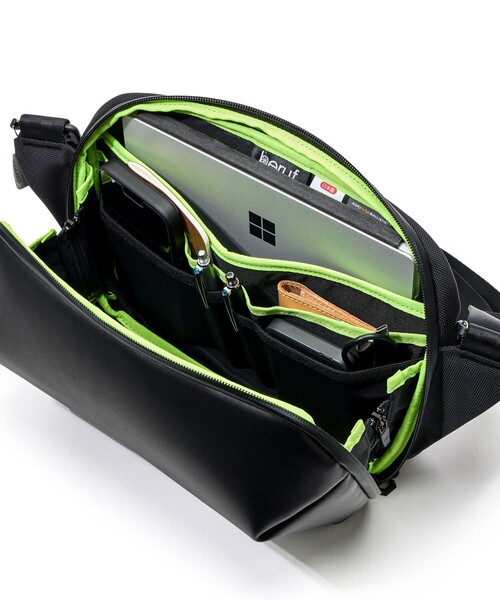 beruf baggage(ベルーフバゲッジ)の「【beruf baggage/ベルーフ バゲージ】brf-GR21-WPL URBAN EXPLORER 6.0 20周年記念モデル(ショルダーバッグ・メンズ・ブラック・FREE)」の6枚目の写真