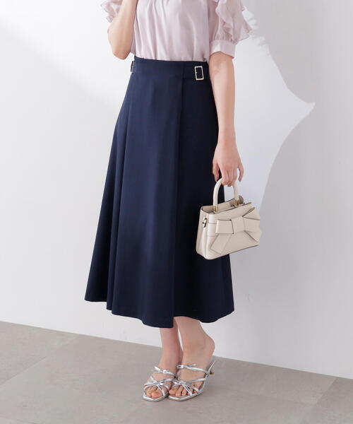 PROPORTION BODY DRESSING(プロポーションボディドレッシング)の「サイドベルトフレアスカート / 1216120305(スカート・レディース・ベージュ/ネイビー/ブルー・SMALL/MEDIUM)」の17枚目の写真