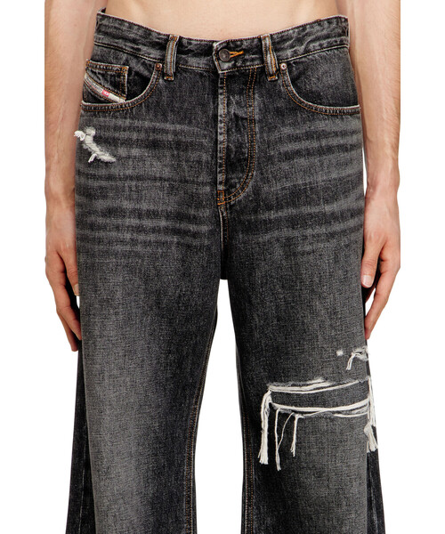 DIESEL(ディーゼル)の「メンズ デニムパンツ D-RISE L.30(デニムパンツ・メンズ・ブラック系その他・28inch/34inch/26inch/32inch/30inch)」の3枚目の写真