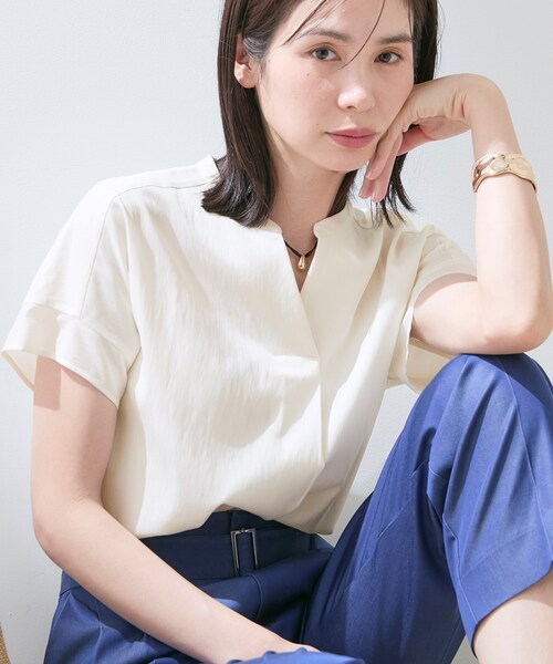INDIVI(インディヴィ)の「【洗える/SETUP可能】スキッパーブラウス(シャツ/ブラウス・レディース・ネイビー/ブラック/スミクロ/ライトグレー/オフホワイト・38/05/13/15 /19/34)」の7枚目の写真