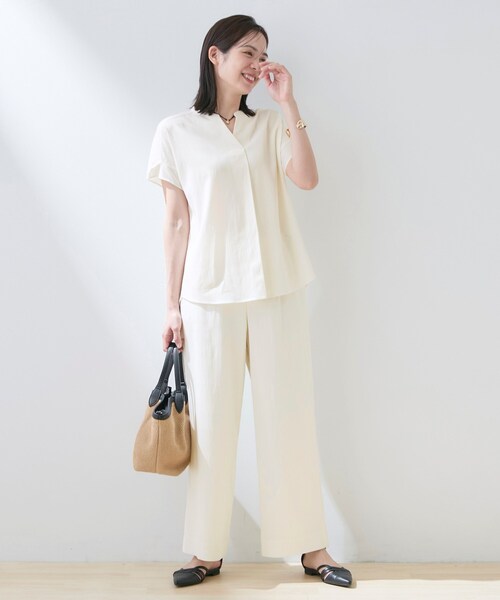 INDIVI(インディヴィ)の「【洗える/SETUP可能】スキッパーブラウス(シャツ/ブラウス・レディース・ネイビー/ブラック/スミクロ/ライトグレー/オフホワイト・38/05/13/15 /19/34)」の8枚目の写真