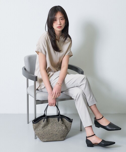 INDIVI(インディヴィ)の「【洗える/SETUP可能】スキッパーブラウス(シャツ/ブラウス・レディース・ネイビー/ブラック/スミクロ/ライトグレー/オフホワイト・38/05/13/15 /19/34)」の13枚目の写真