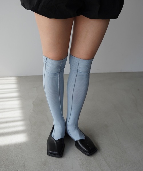 SANSeLF(サンセルフ)の「【SANSeLF】メローラインリブニーハイソックス タビソックス saa26s039(ソックス/靴下・レディース・ブルー/グリーン/ピンク/ホワイト・FREE)」の7枚目の写真