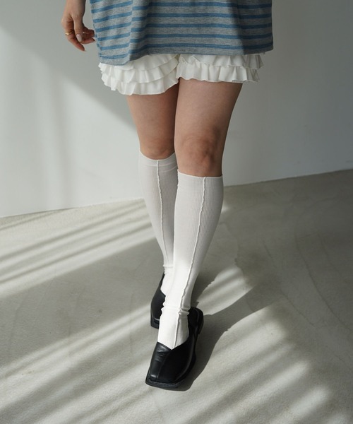 SANSeLF(サンセルフ)の「【SANSeLF】メローラインリブニーハイソックス タビソックス saa26s039(ソックス/靴下・レディース・ブルー/グリーン/ピンク/ホワイト・FREE)」の9枚目の写真