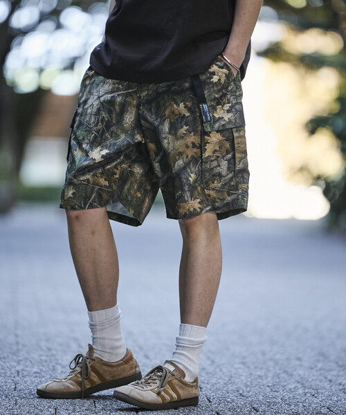 FREAK'S STORE(フリークスストア)の「限定展開 ナイロン クライミング カーゴショーツ(その他パンツ・メンズ・ブラック系その他/チャコールグレー/ベージュ/ブラウン系カモフラージュ/ブラック/オリーブ/レオパード・SMALL/MEDIUM/LARGE)」の6枚目の写真