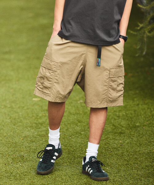 FREAK'S STORE(フリークスストア)の「限定展開 ナイロン クライミング カーゴショーツ(その他パンツ・メンズ・ブラック系その他/チャコールグレー/ベージュ/ブラウン系カモフラージュ/ブラック/オリーブ/レオパード・SMALL/MEDIUM/LARGE)」の4枚目の写真