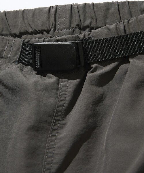 FREAK'S STORE(フリークスストア)の「限定展開 ナイロン クライミング カーゴショーツ(その他パンツ・メンズ・ブラック系その他/チャコールグレー/ベージュ/ブラウン系カモフラージュ/ブラック/オリーブ/レオパード・SMALL/MEDIUM/LARGE)」の11枚目の写真