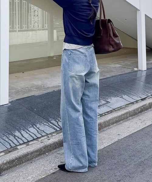 fredy emue（フレディエミュ）の「【@sora_522m企画】BASIC STRAIGHT LIGHT DENIM（デニムパンツ・レディース・ブルー/ブラック・36/37/38/34）」の11枚目の写真
