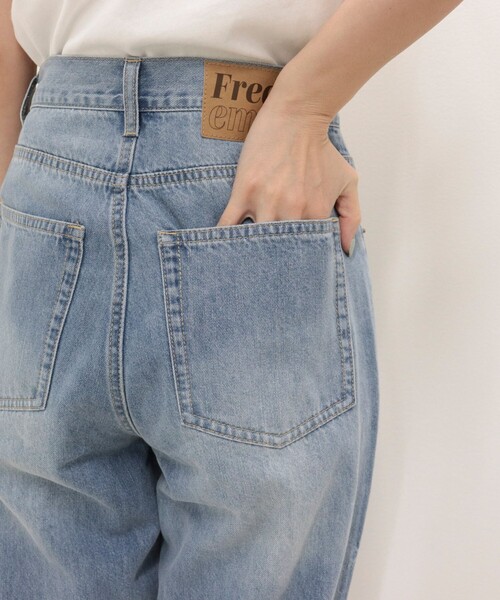 fredy emue（フレディエミュ）の「【@sora_522m企画】BASIC STRAIGHT LIGHT DENIM（デニムパンツ・レディース・ブルー/ブラック・36/37/38/34）」の17枚目の写真