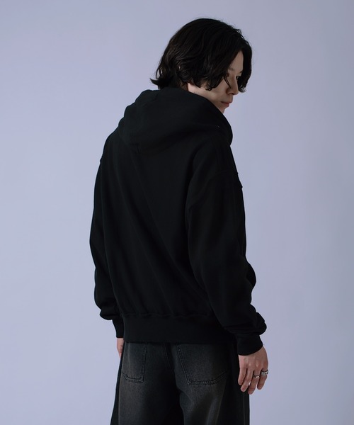 improves(インプローブス)の「ヴィンテージウォッシュ ショート丈 ジップパーカー(パーカー・メンズ・チャコール/ブラック・LARGE/X-LARGE/MEDIUM)」の5枚目の写真