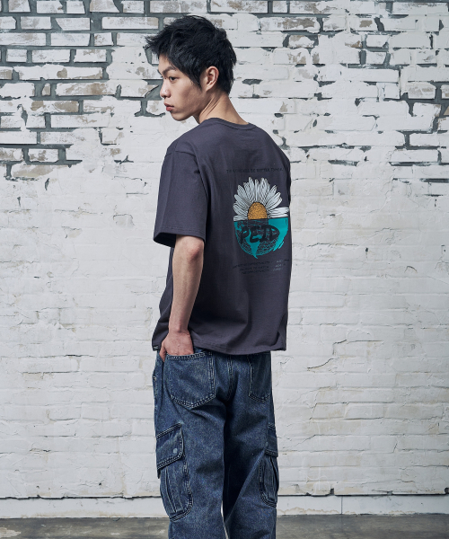 PEID(ペイド)の「PD HALF DAISY 半袖Tシャツ チャコール(Tシャツ/カットソー・レディース・チャコール・2/3/4/5/6/1)」の10枚目の写真