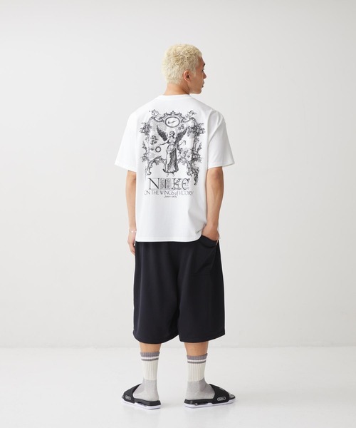 NIKE(ナイキ)の「ナイキ スポーツウェア クラブ メンズ オーバーサイズ フレンチテリー ショートパンツ / Nike Sportswear Club Men's Oversize French Terry Shorts II5713-010 Black(その他パンツ・メンズ・ブラック・2XL/M/L/XL/S)」の4枚目の写真