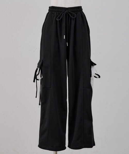 continuer de NICE CLAUP（コンティニューデナイスクラップ）の「スウェットリボンカーゴパンツ（その他パンツ・レディース・トップグレー/オフホワイト/ブラック・FREE）」の3枚目の写真